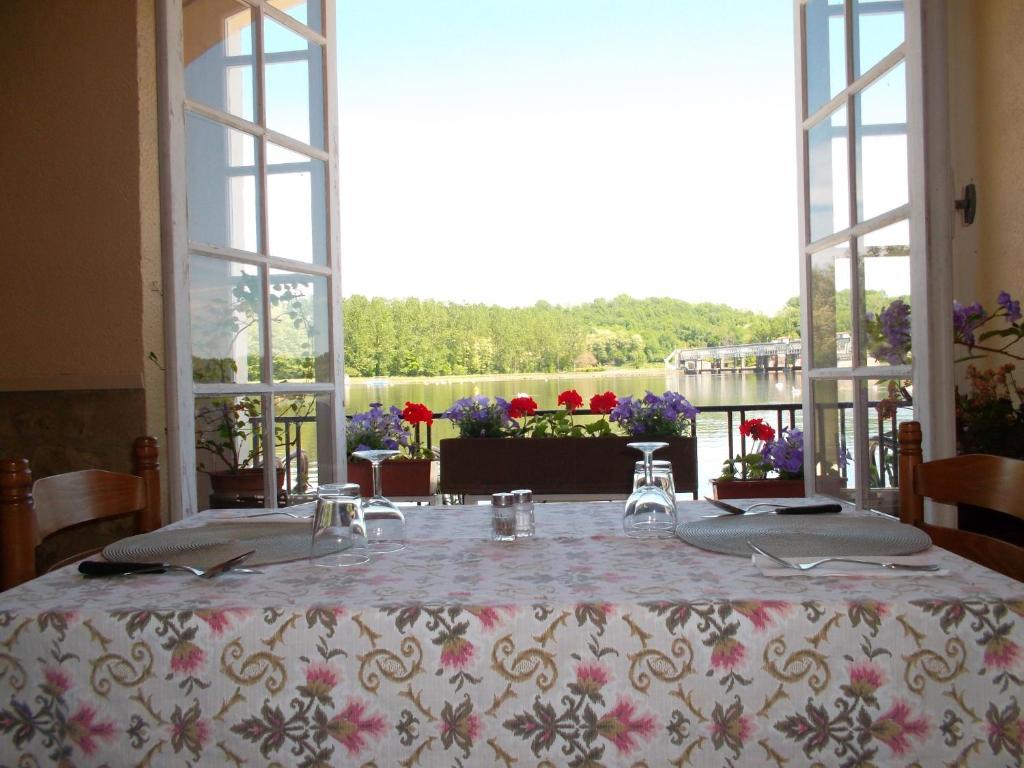Le Barrage Hotel Mauzac-et-Grand-Castang Luaran gambar